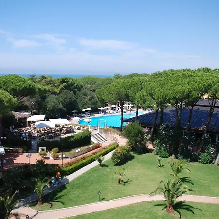 Hotiday Collection - Marinetta Hotel 4*